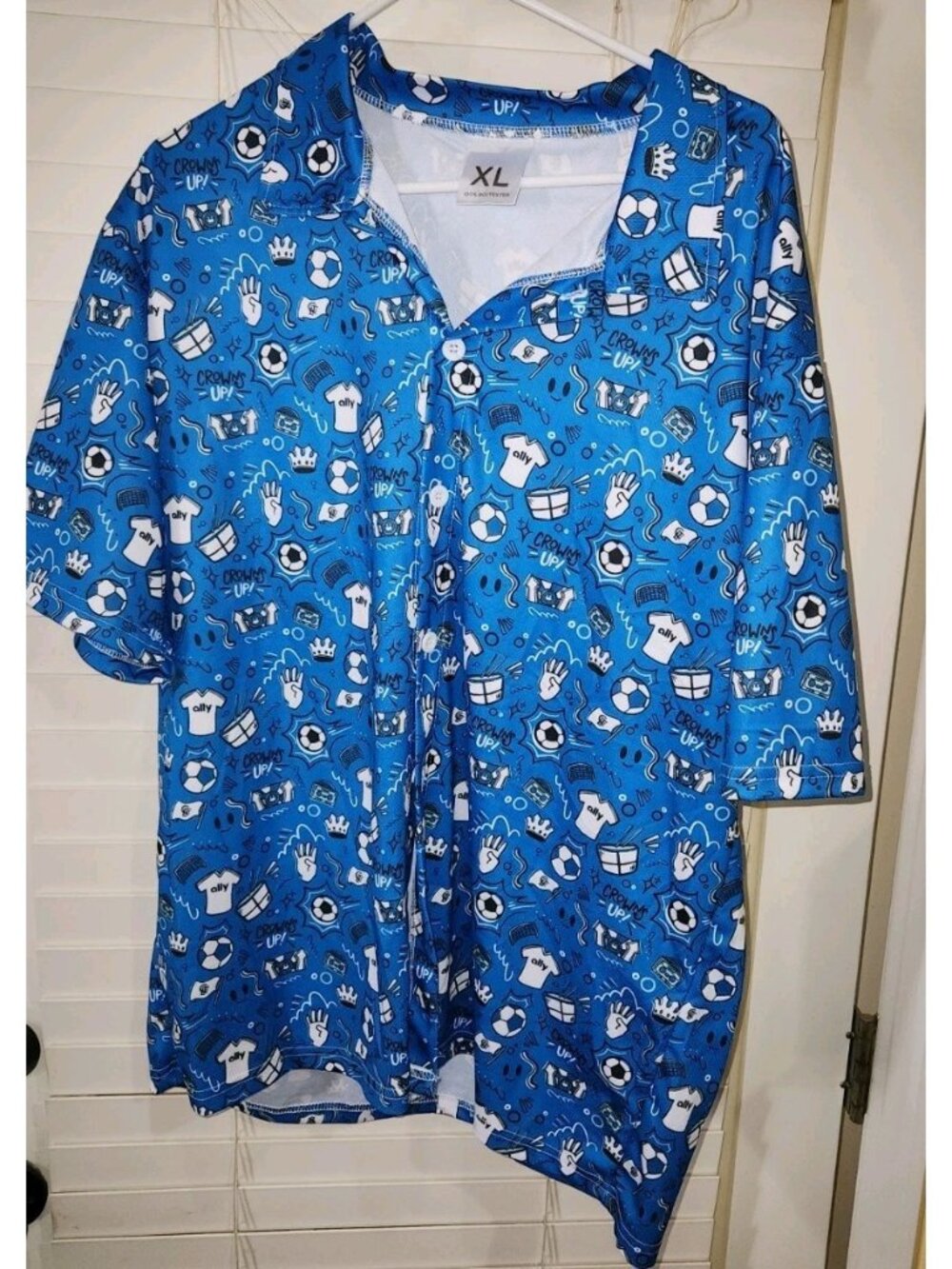 CHARLOTTE FC MLS Soccer Hawaiian Shirt Men's Size XL Blue  SGA party shirt